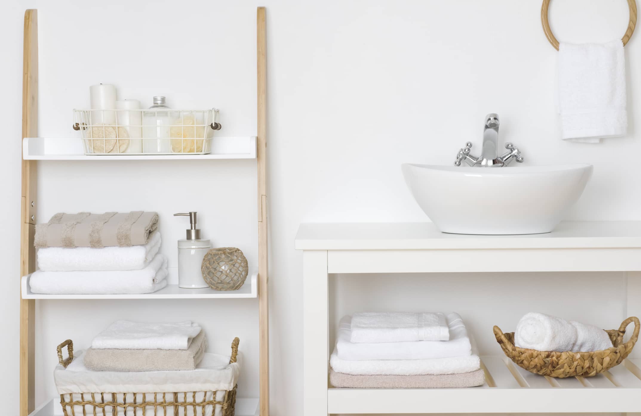 Cómo elegir las estanterías para baño perfectas: ¡Te damos las